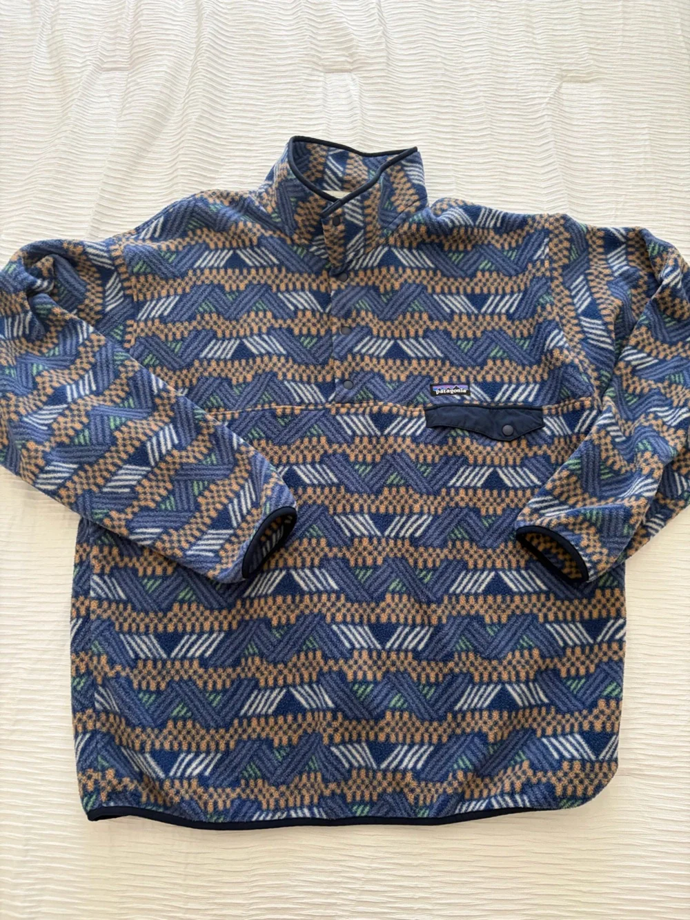 Patagonia Blue and Tan Patterned Snap-T Fleece Pullover